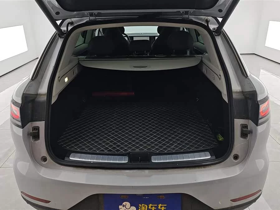 Leapmotor C11