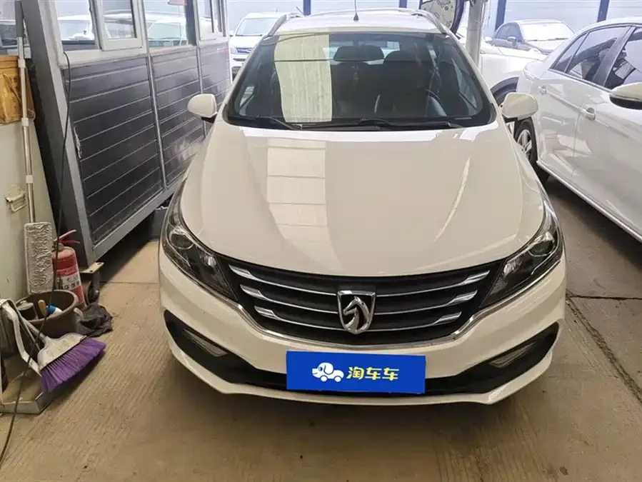 Baojun 310W