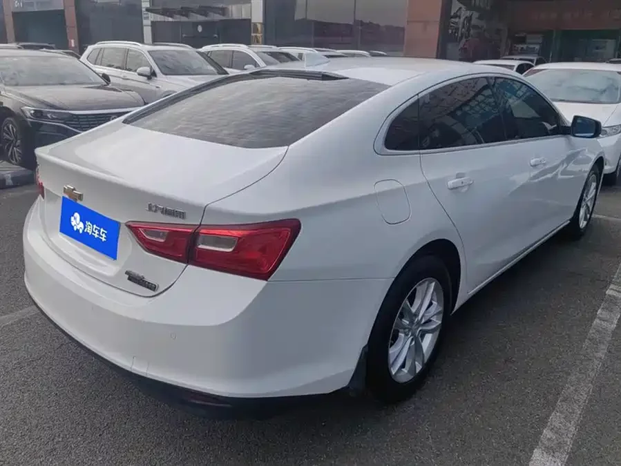 Chevrolet Malibu XL
