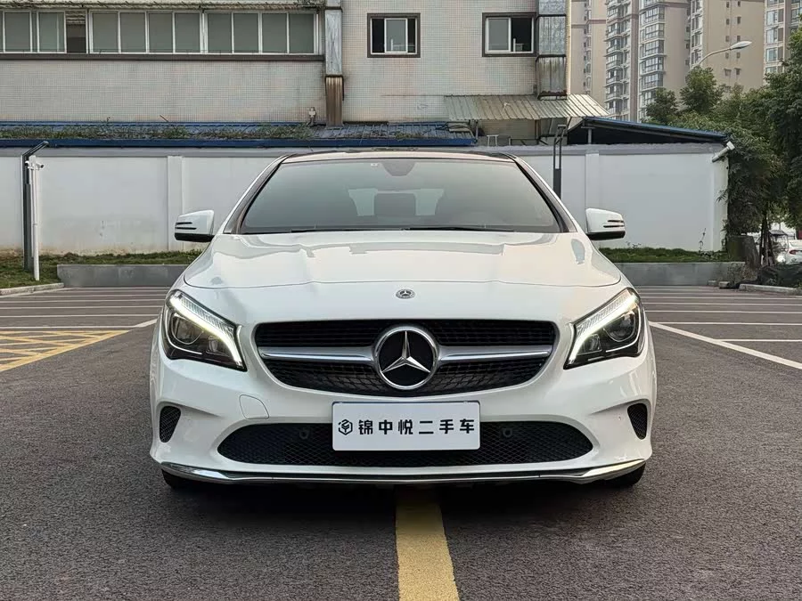 Mercedes-Benz CLA