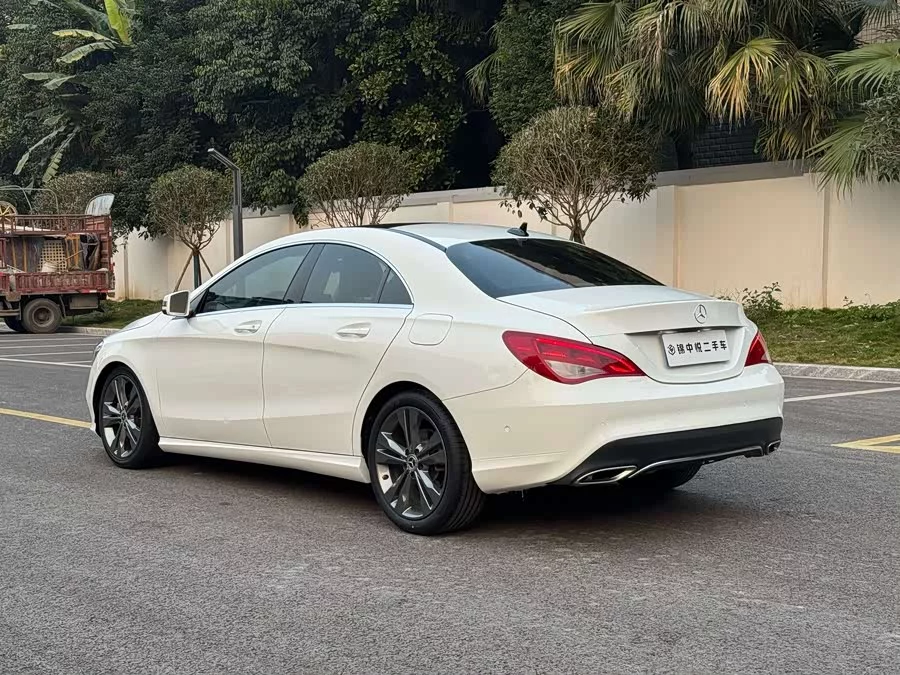 Mercedes-Benz CLA
