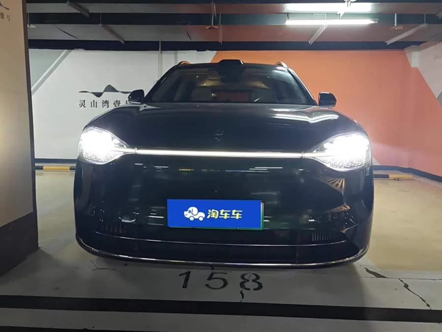 AITO Wenjie M9