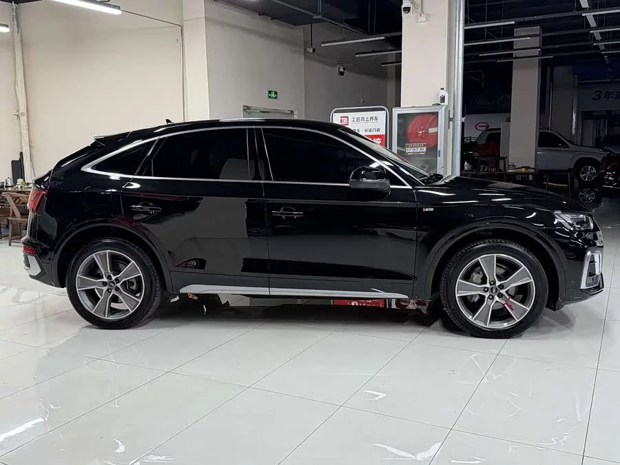 Audi Q5L Sportback