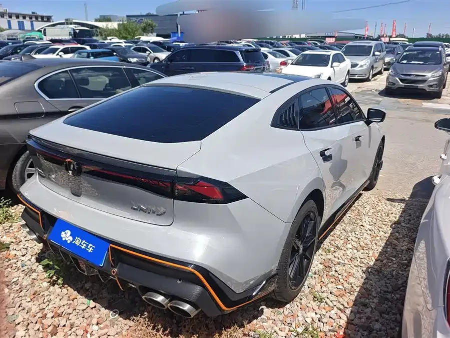 Changan UNI-V