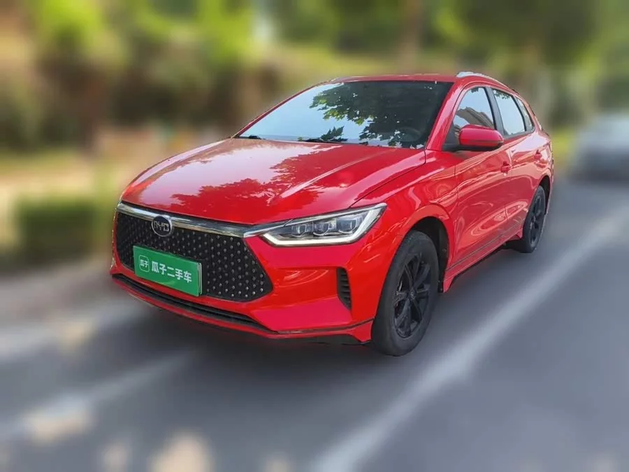 BYD e2