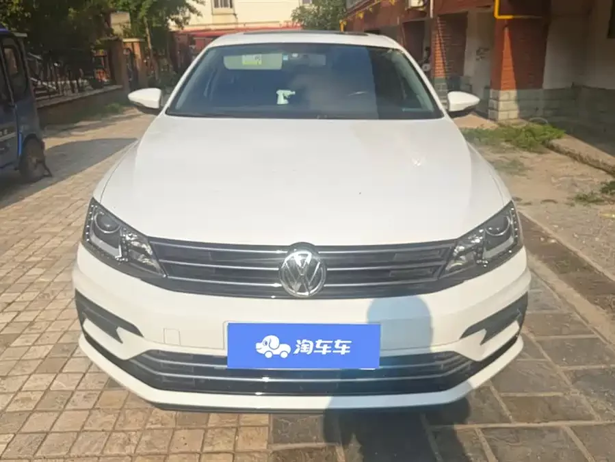 Volkswagen Sagitar