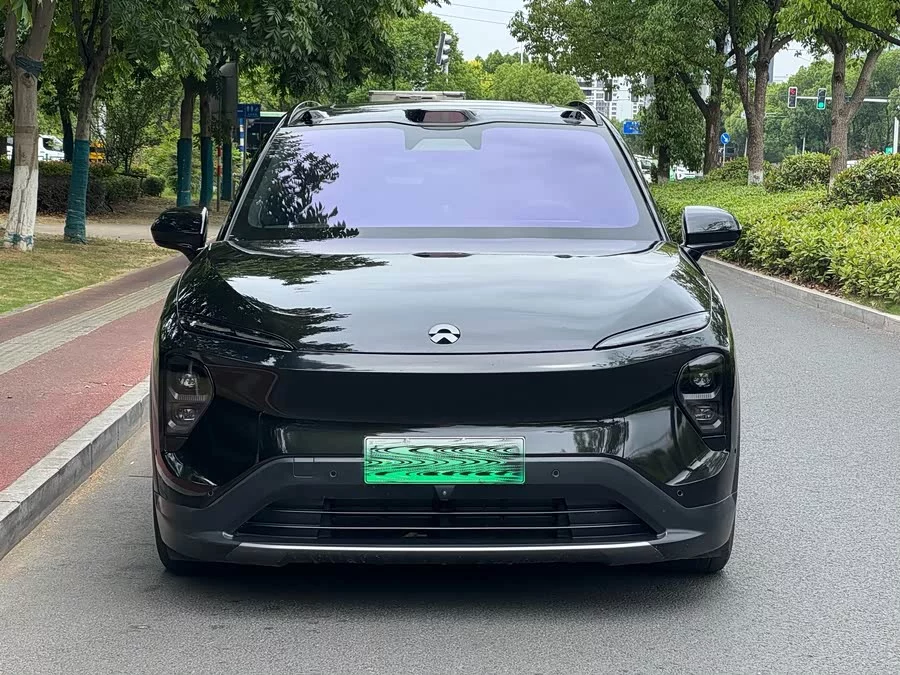 NIO ES7
