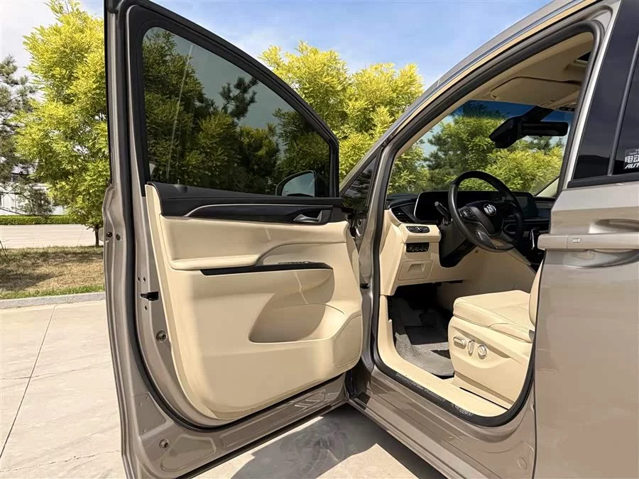 Buick GL8