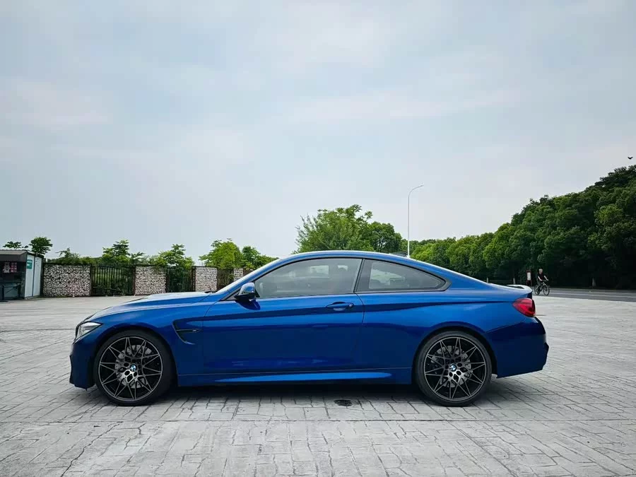 BMW M4