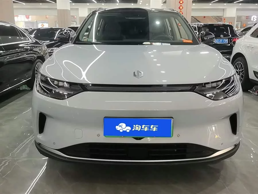 Leapmotor C11