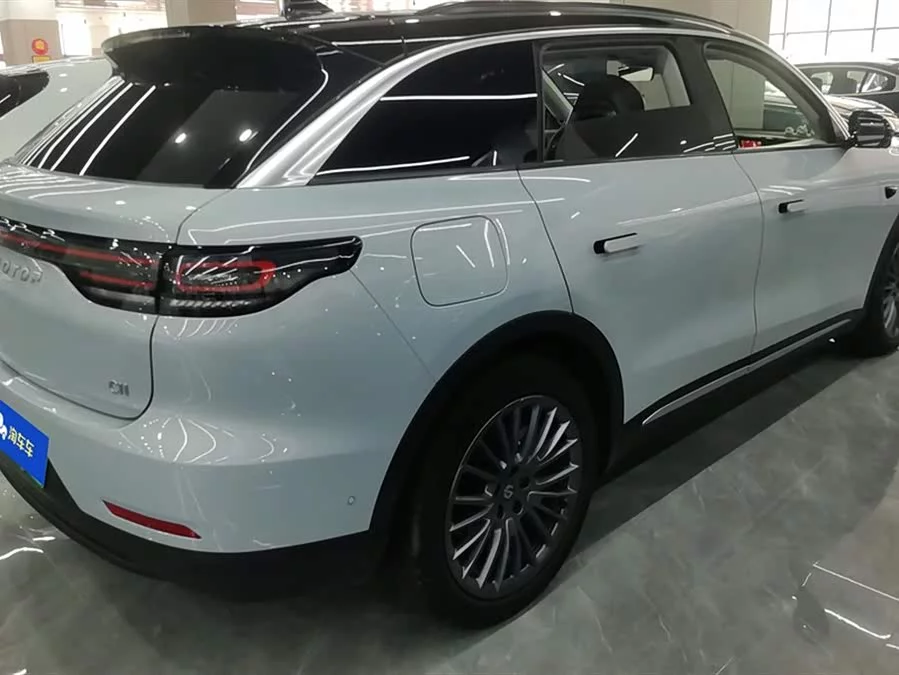 Leapmotor C11