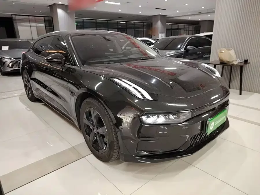 Zeekr 001