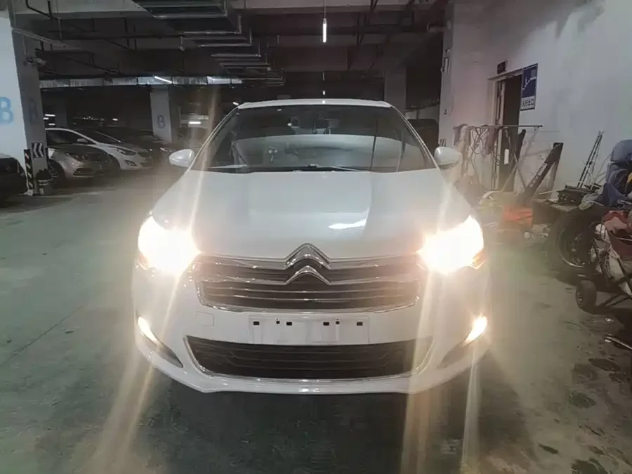 Citroën C4L