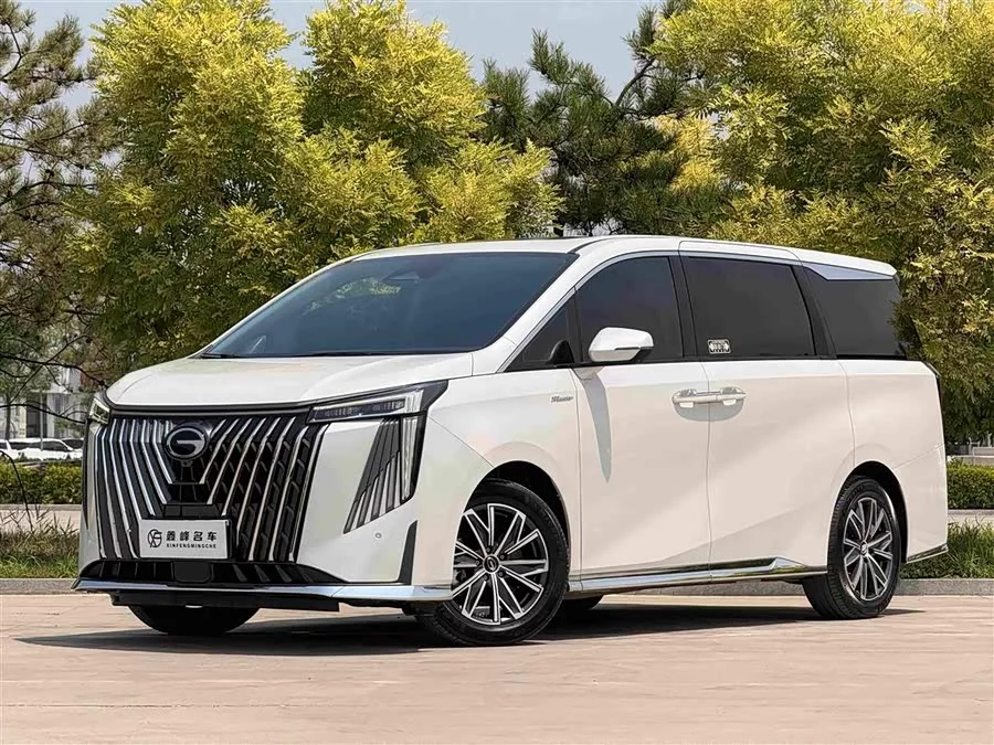 GAC Trumpchi M8