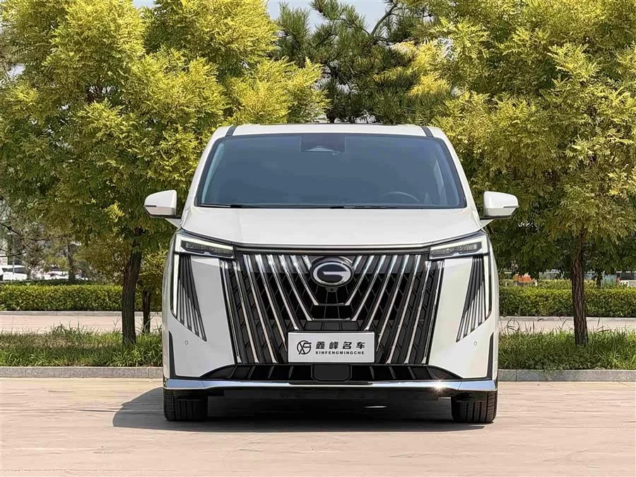 GAC Trumpchi M8