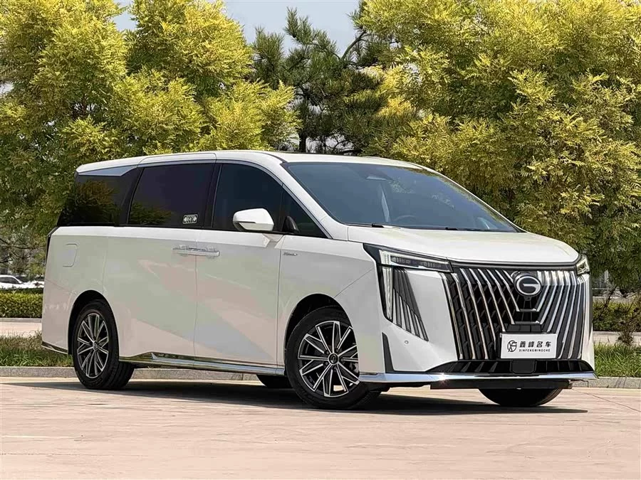 GAC Trumpchi M8
