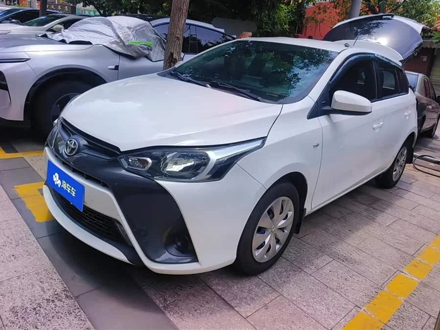 Toyota YARiS L