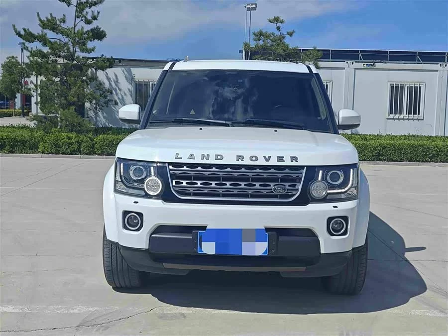 Land Rover finds