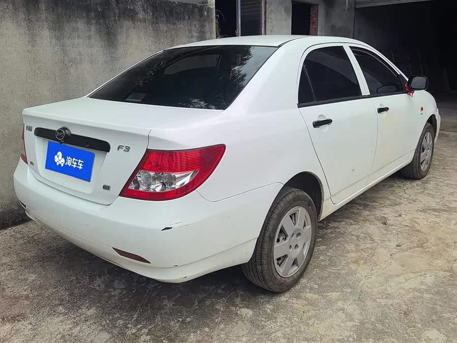 BYD F3