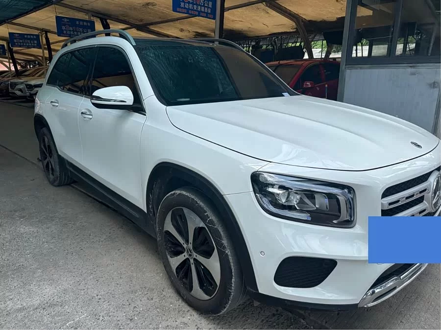 Mercedes Benz GLB