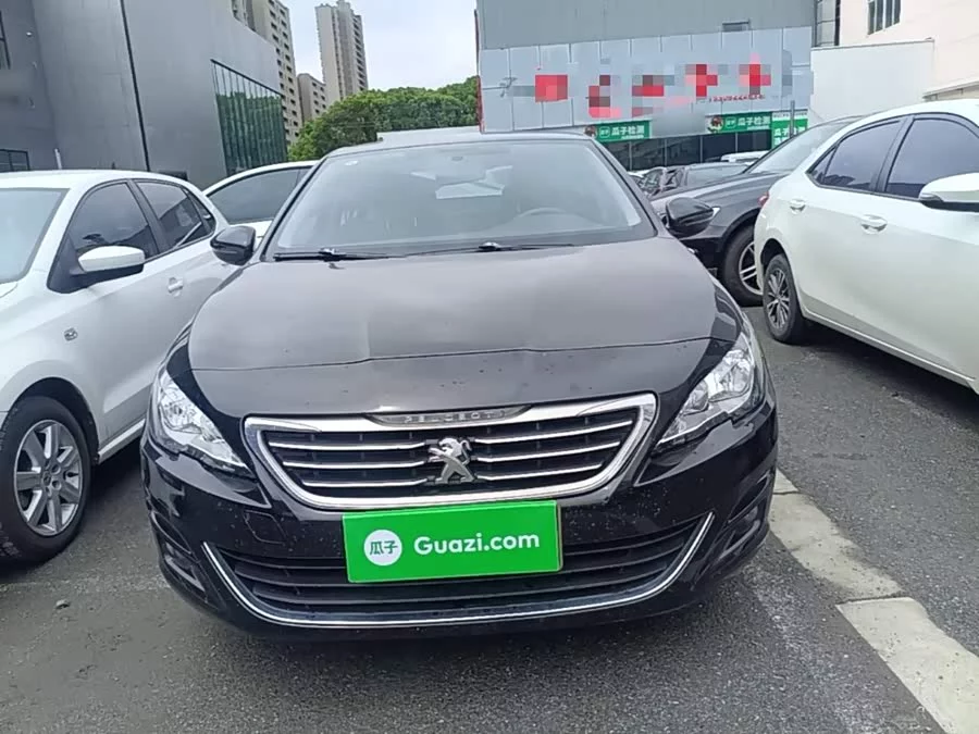 Peugeot 408