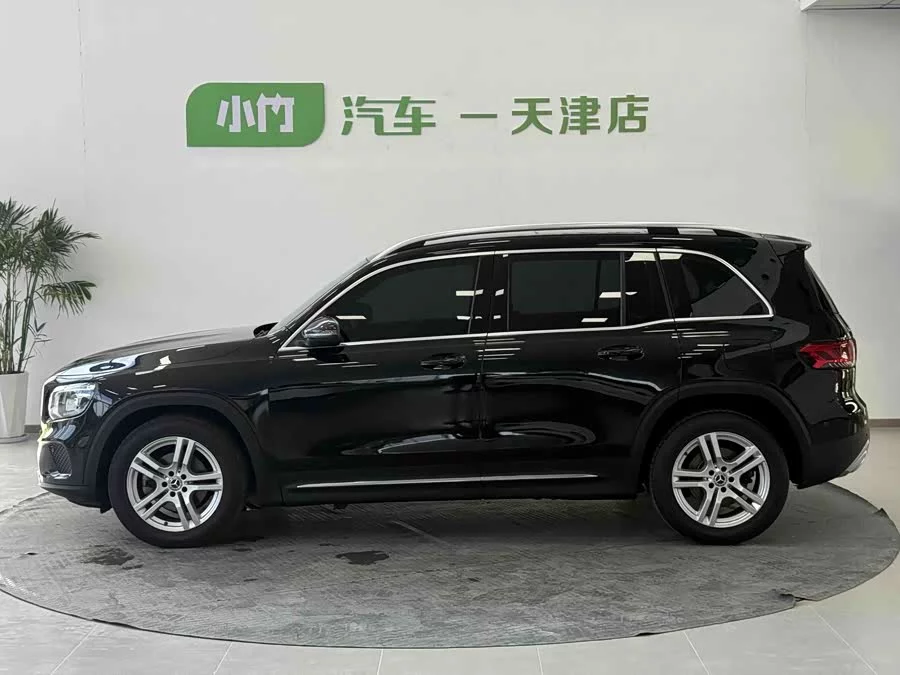 Mercedes Benz GLB