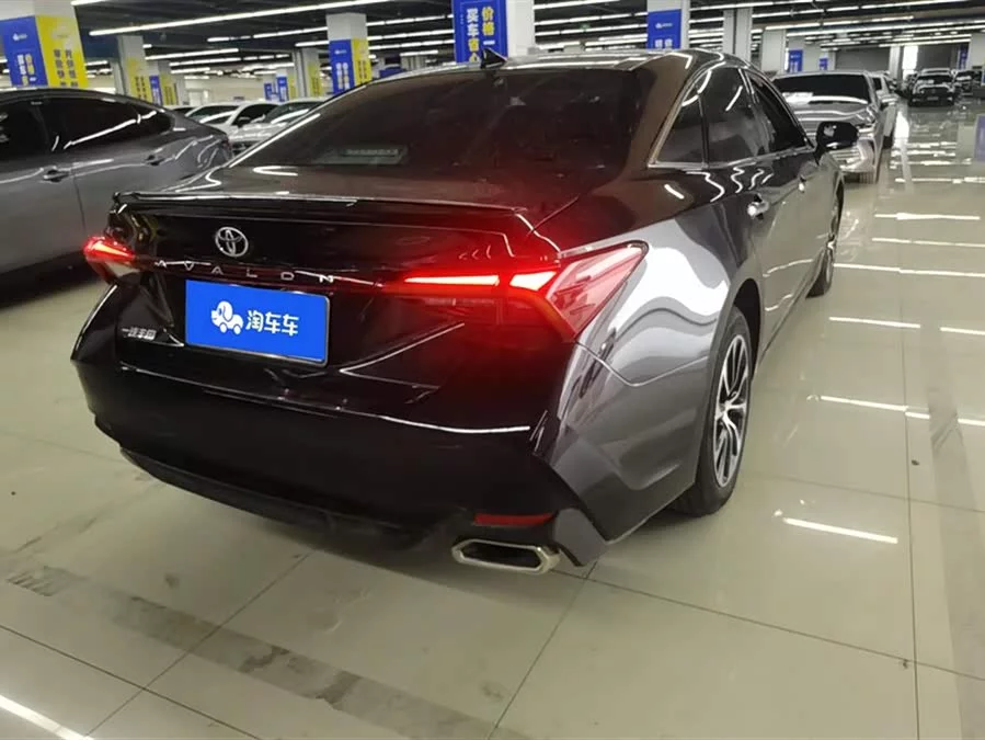 Toyota Avalon