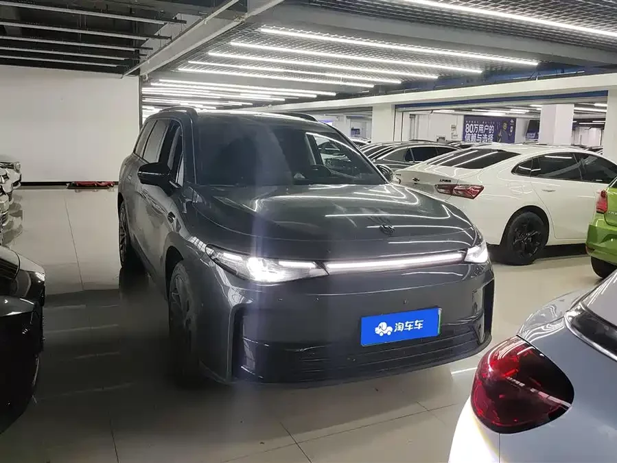 Leapmotor C16