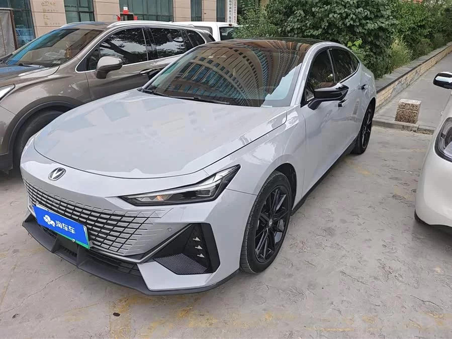 Changan UNI-V