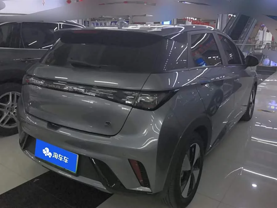 BYD Dolphin