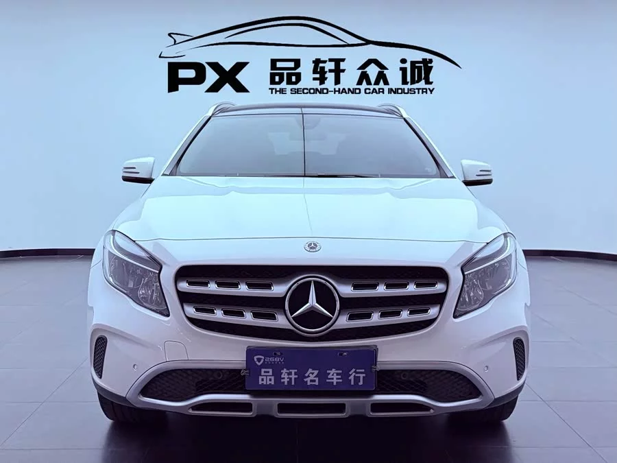 Mercedes Benz GLA