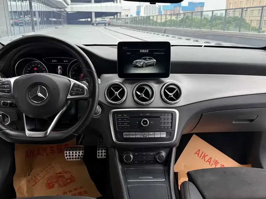 Mercedes-Benz CLA