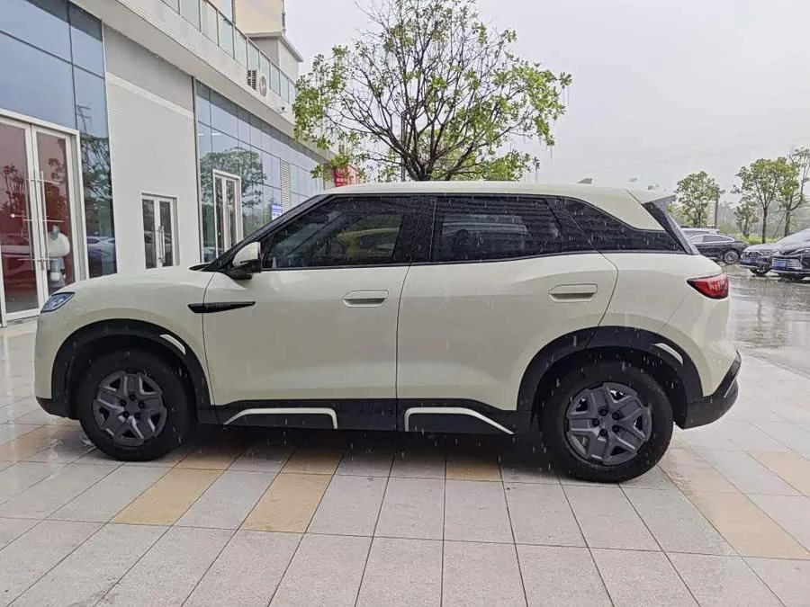 BYD Yuan UP