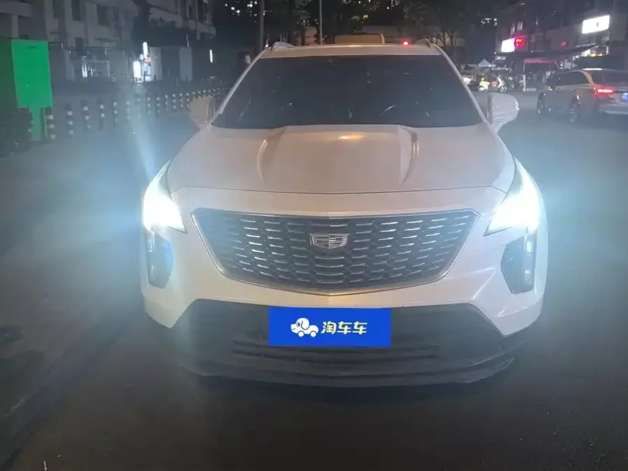 Cadillac XT4