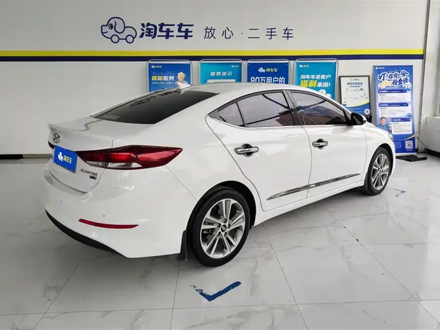 Hyundai elantra