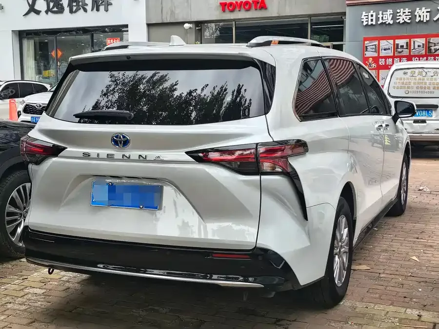 Toyota SIENNA