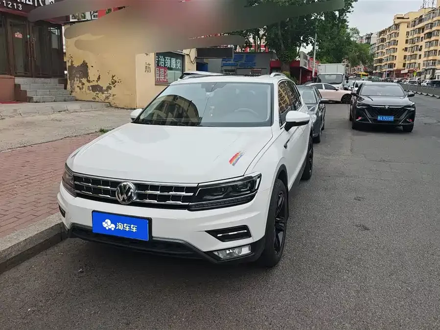 Volkswagen Tiguan L