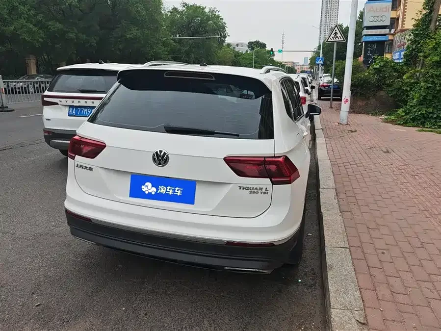 Volkswagen Tiguan L
