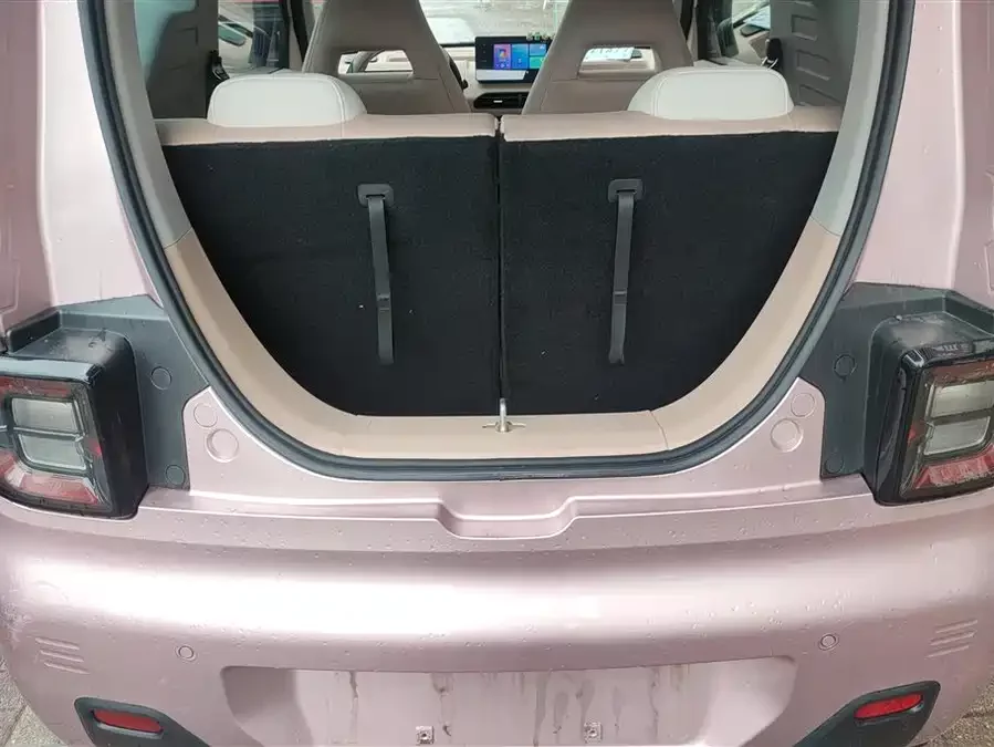 Geely Panda