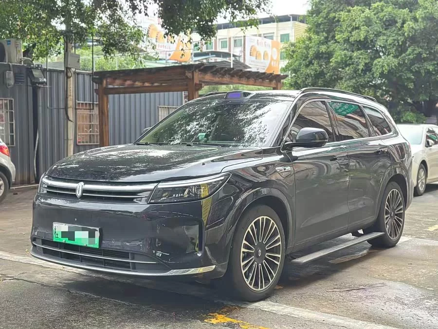 AITO Wenjie M7