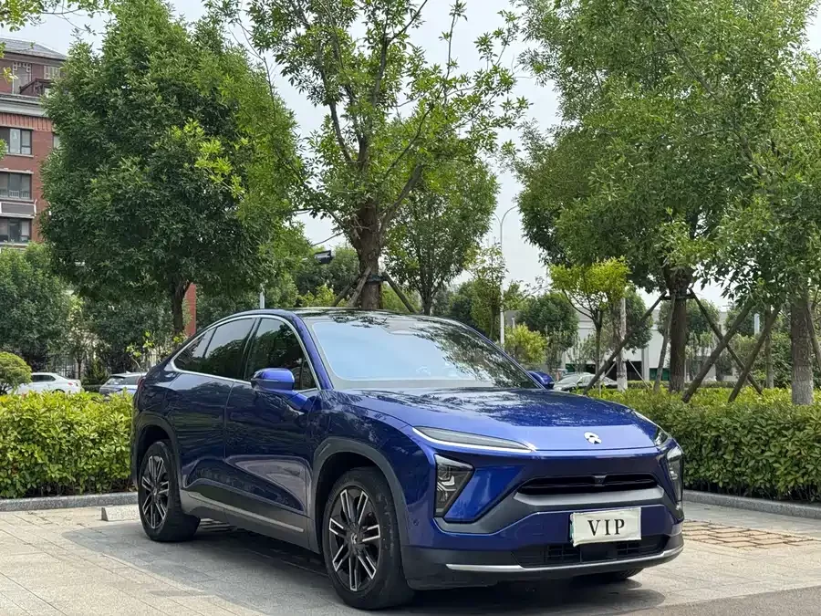 NIO EC6