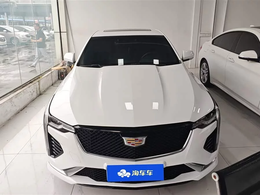 Cadillac CT4