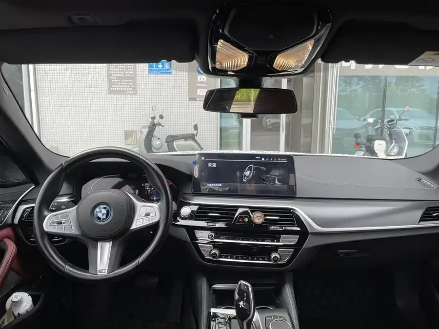 BMW 5 Series New Energy