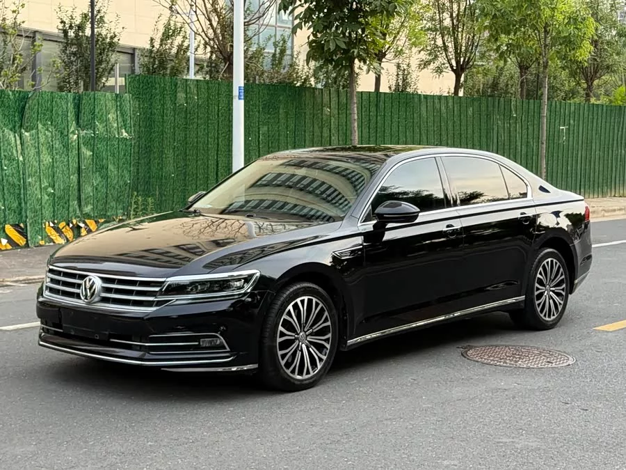 Volkswagen Phaeton / Phideon