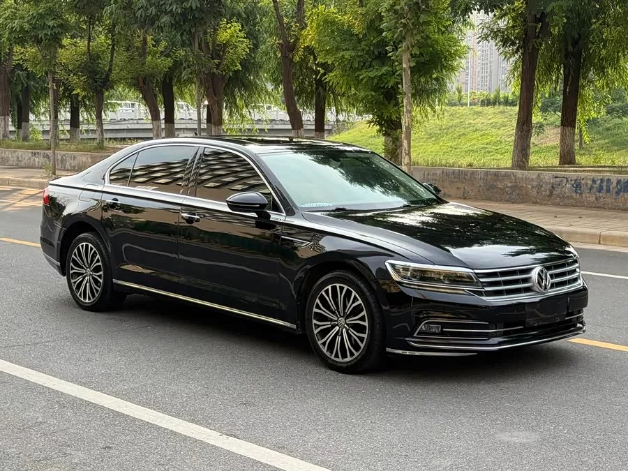 Volkswagen Phaeton / Phideon