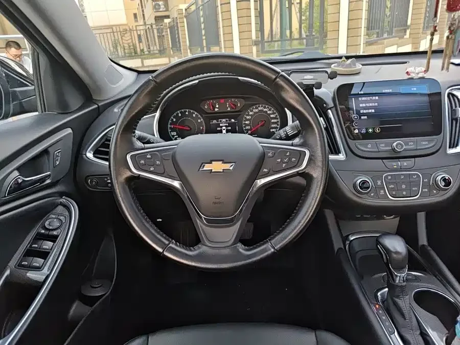 Chevrolet Malibu XL