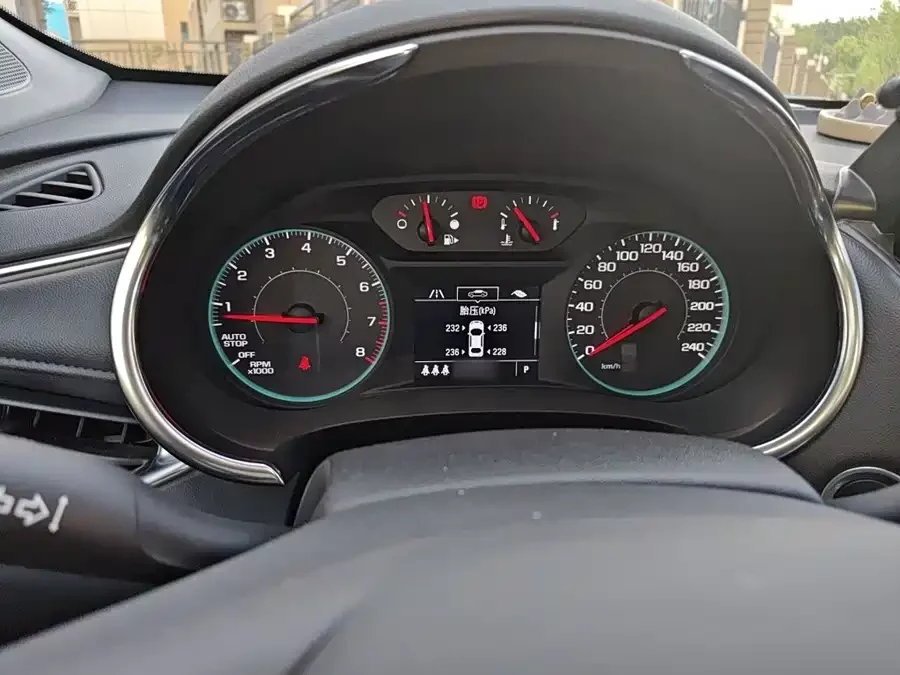 Chevrolet Malibu XL