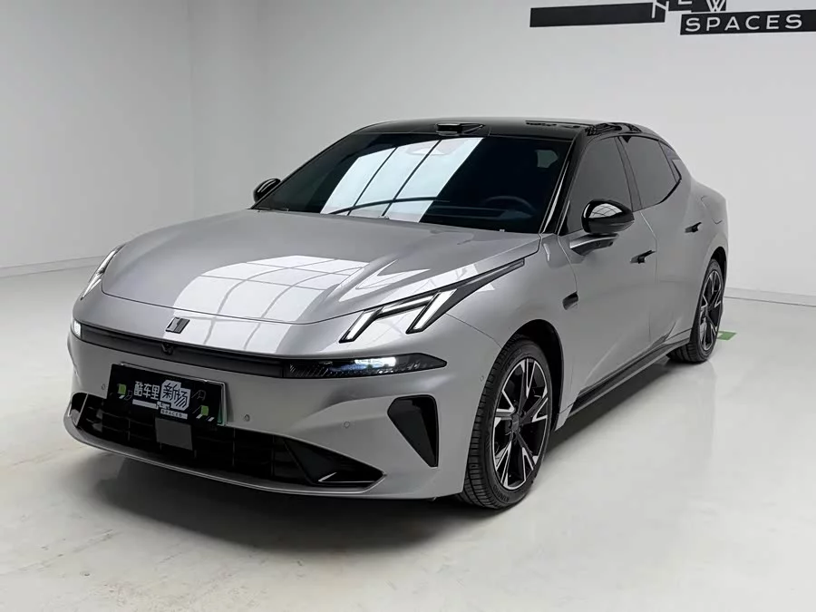 Lynk & Co 07 EM-P