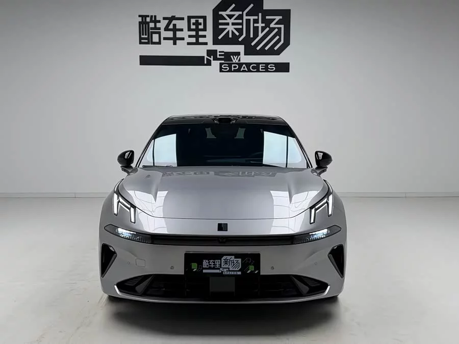 Lynk & Co 07 EM-P