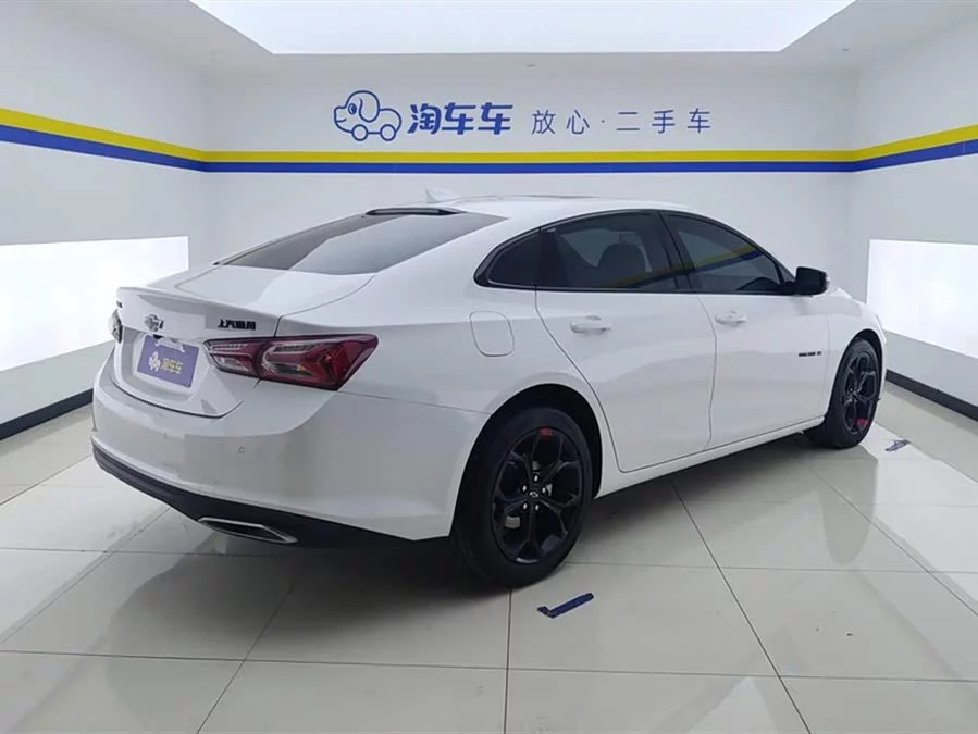 Chevrolet Malibu XL